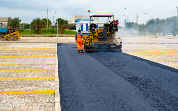 Best Interlocking Driveway Pavers  in Country Clu, FL